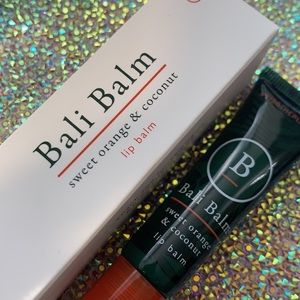 3/$24 BUNDLE DEAL 
BALI BALM sweet orange & coconut lip balm